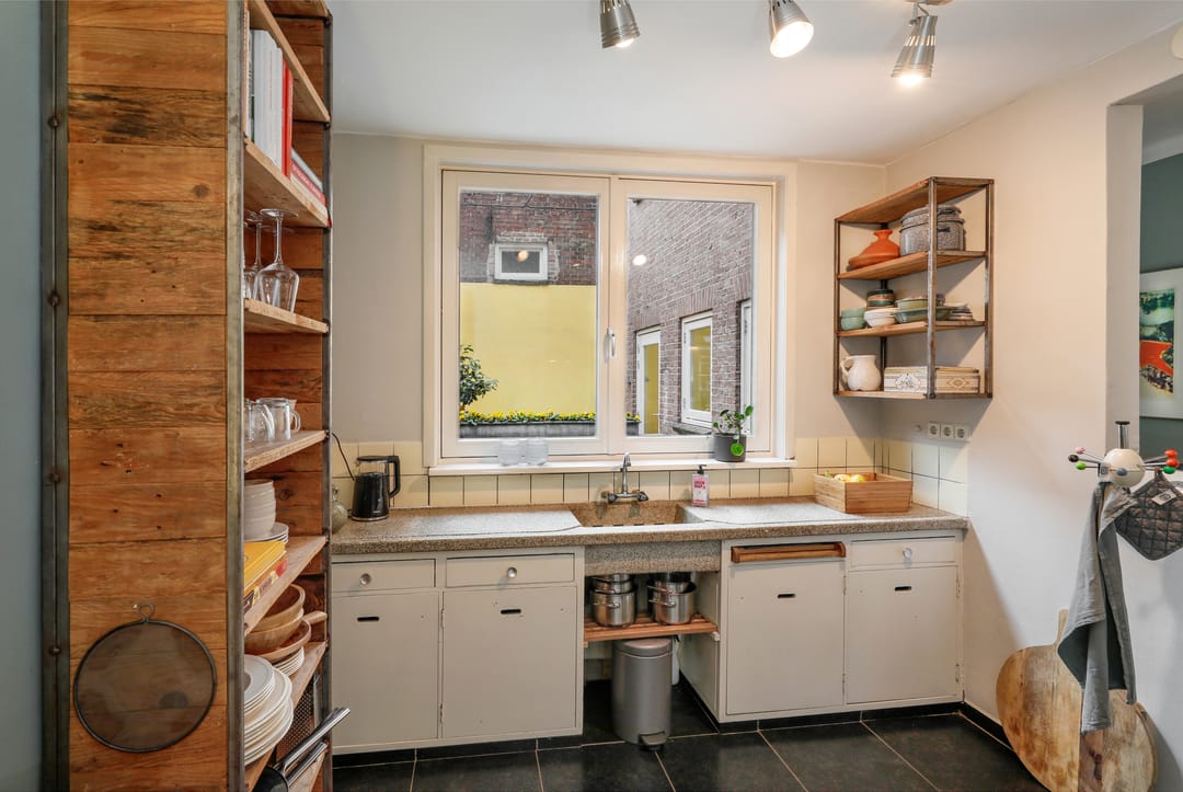 Spacious apartment with cathedral views in Den Bosch city center — 13