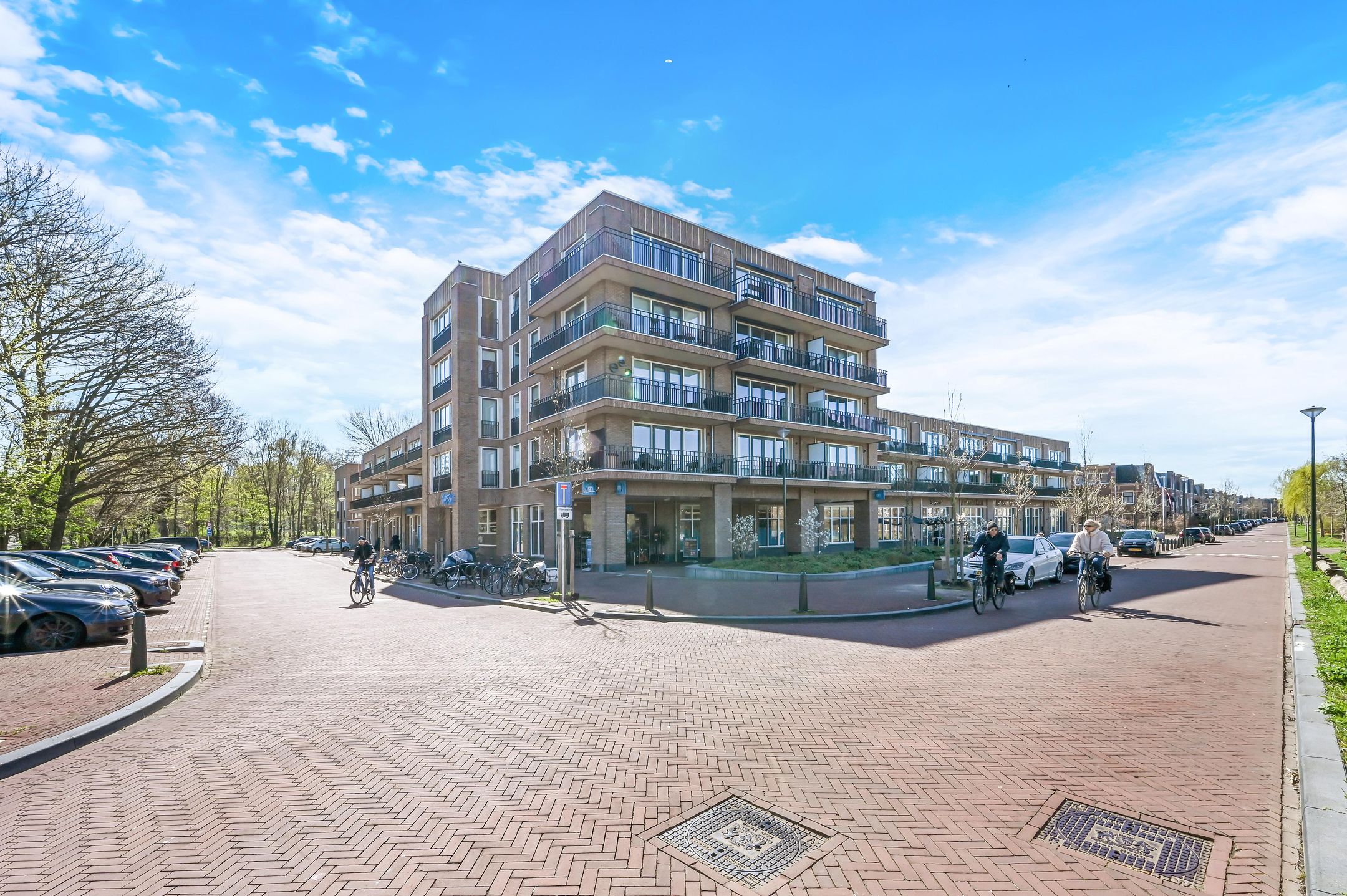 Photo 6 of Thomas Mannsingel 16-F