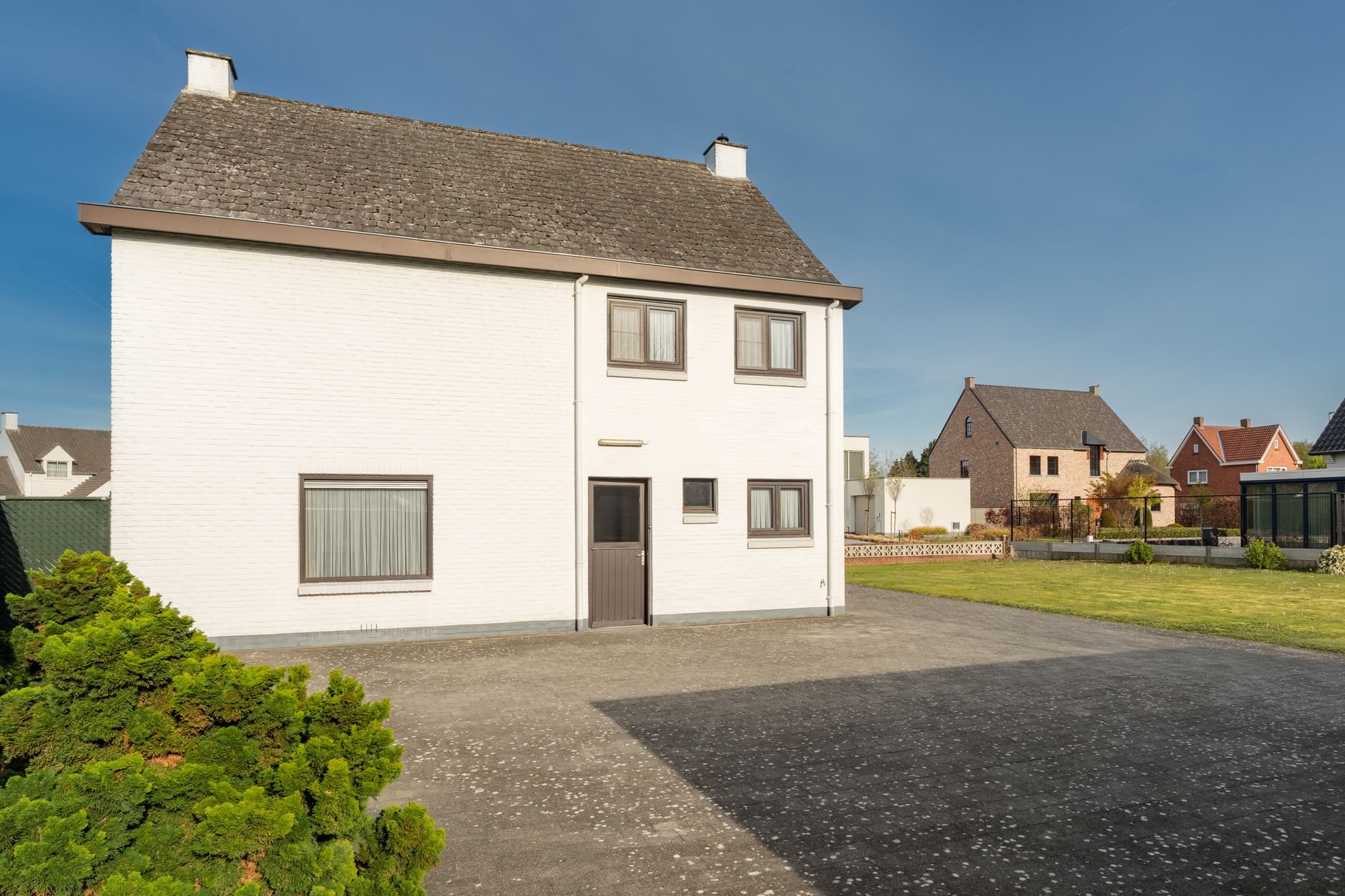 Charmante vrijstaande woning met 4 slaapkamers en ruim perceel nabij de natuur — 39