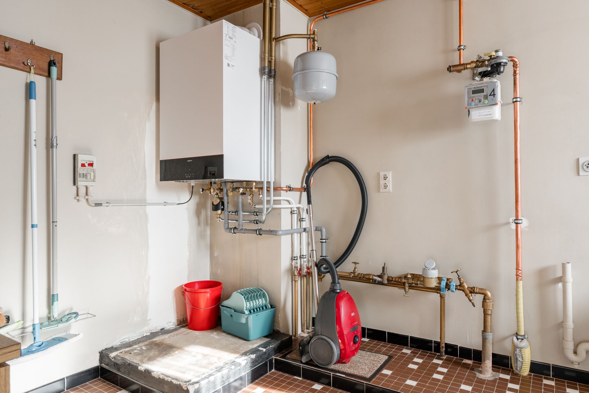 Charmante vrijstaande woning met 4 slaapkamers en ruim perceel nabij de natuur — 15