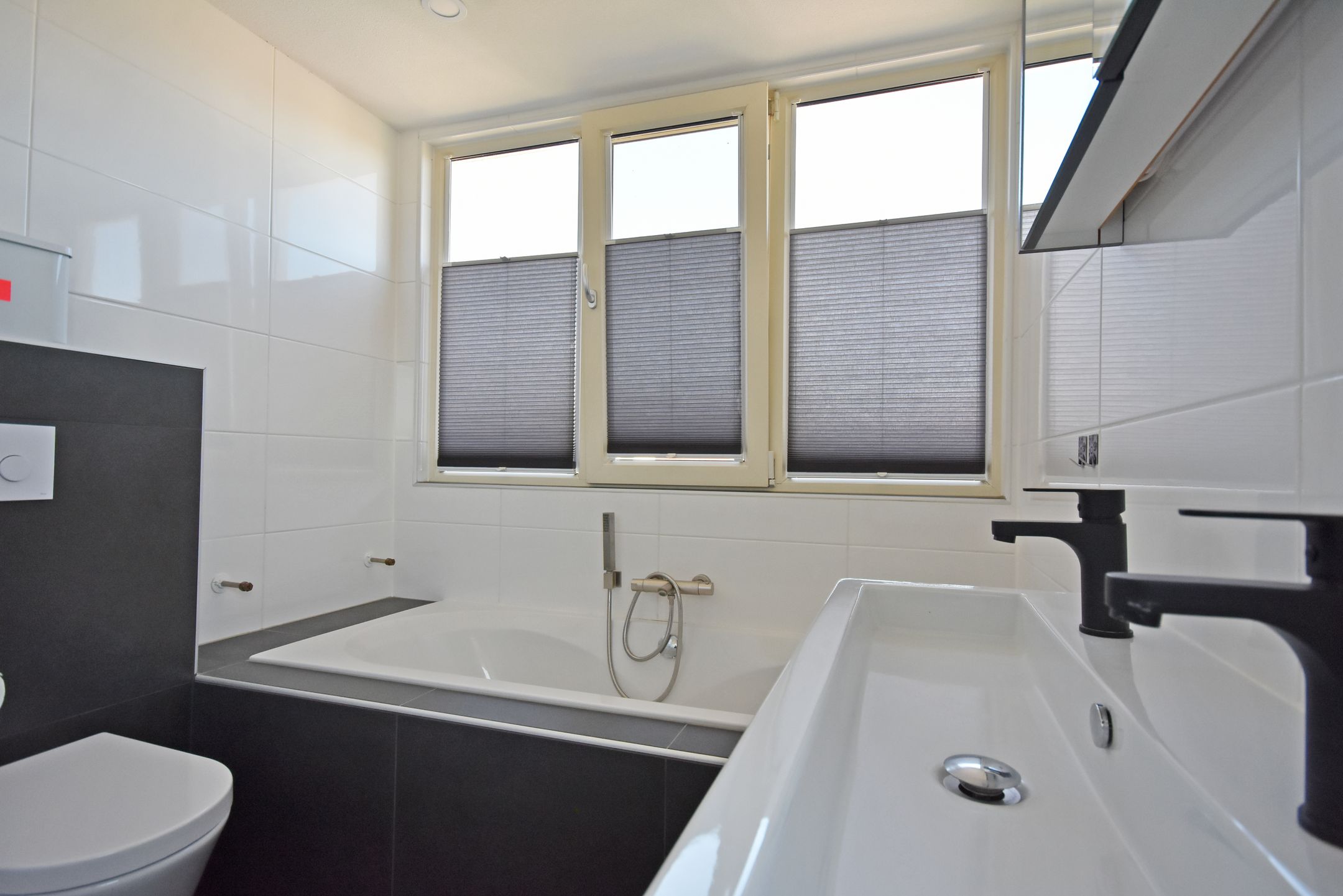 Photo 48 of Ds Carsjenssingel 59