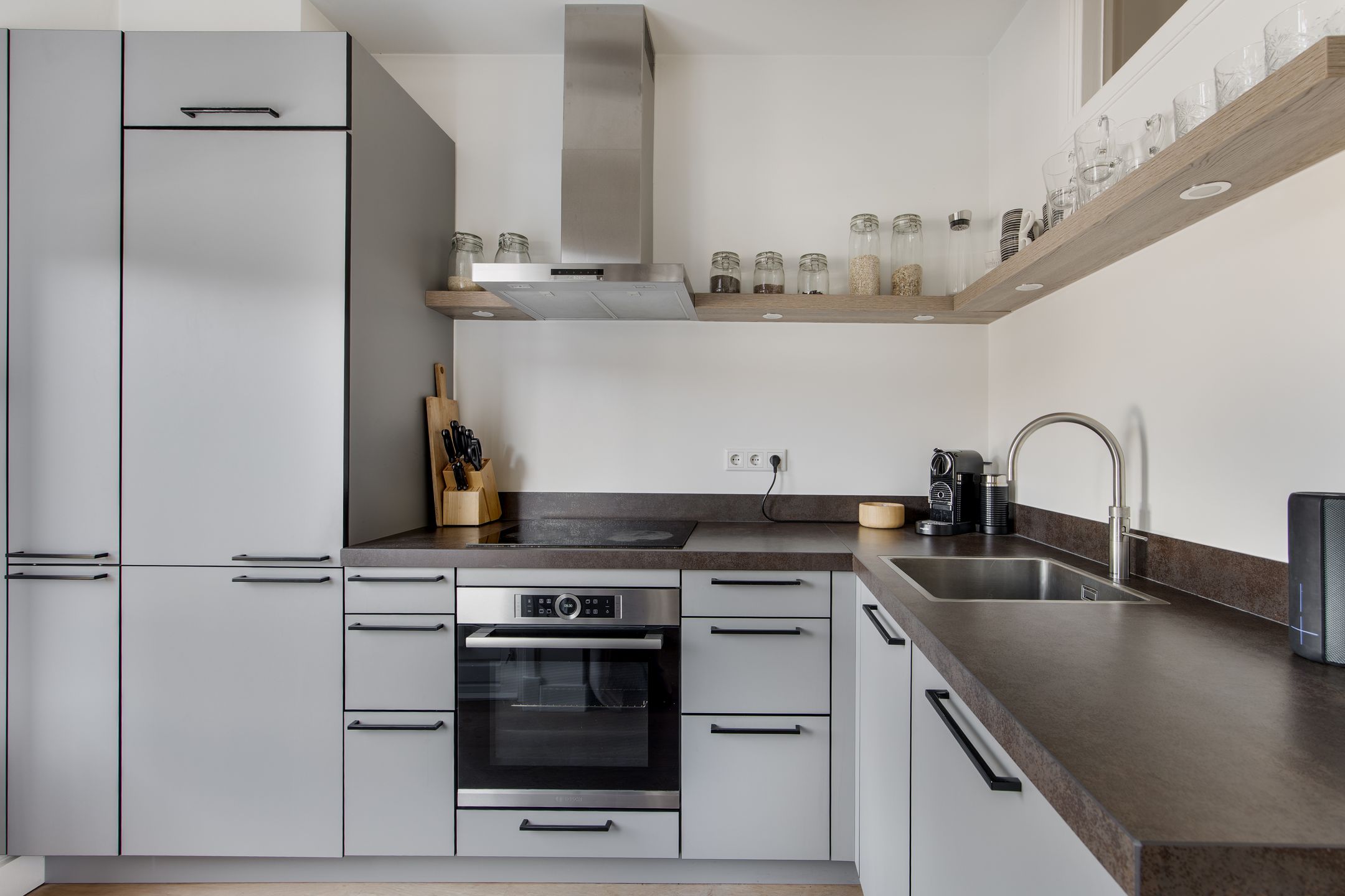 Foto 9 van Van 't Hoffstraat 41-A