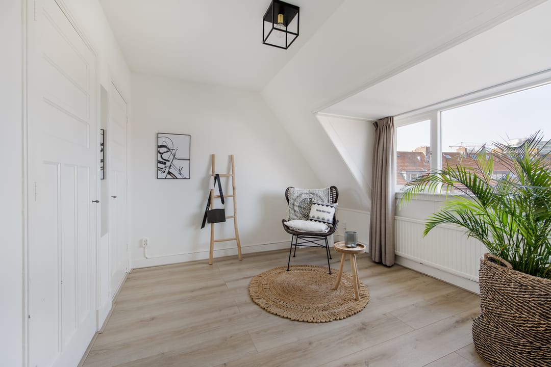 Foto 17 van Van 't Hoffstraat 41-A