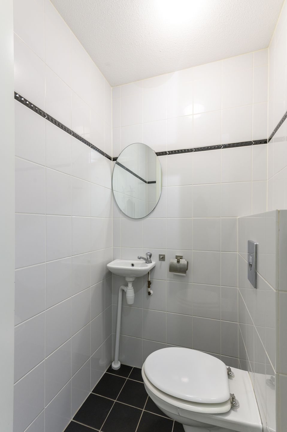 Spacious Duplex Apartment with Stunning Weerwater Views in Almere Centre — 15