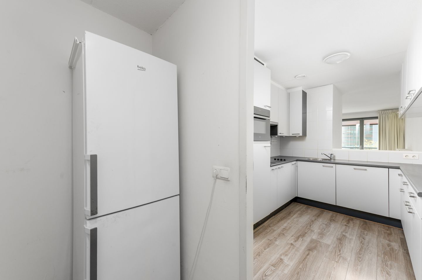 Spacious Duplex Apartment with Stunning Weerwater Views in Almere Centre — 35