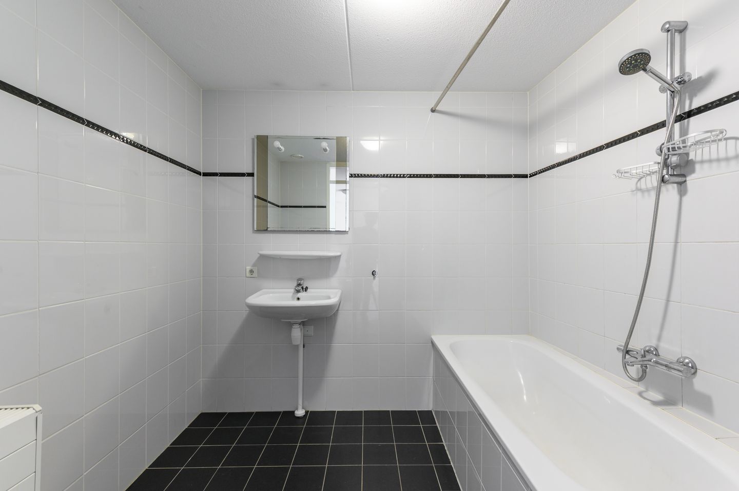 Spacious Duplex Apartment with Stunning Weerwater Views in Almere Centre — 20