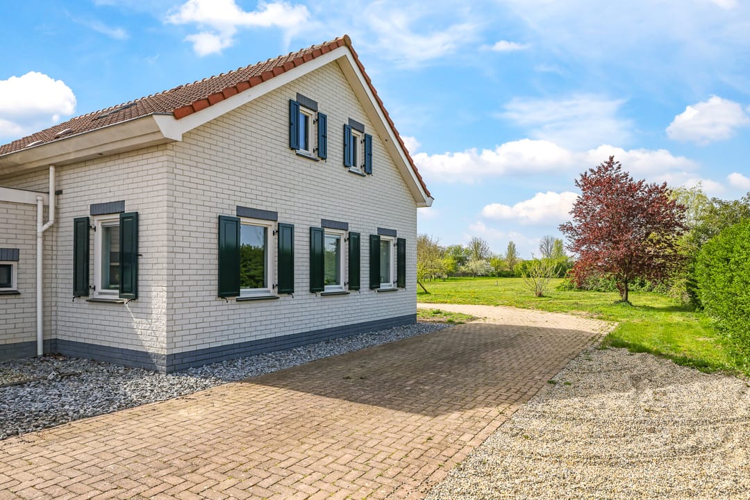 Photo 46 of Verlengde Emmastraat 35