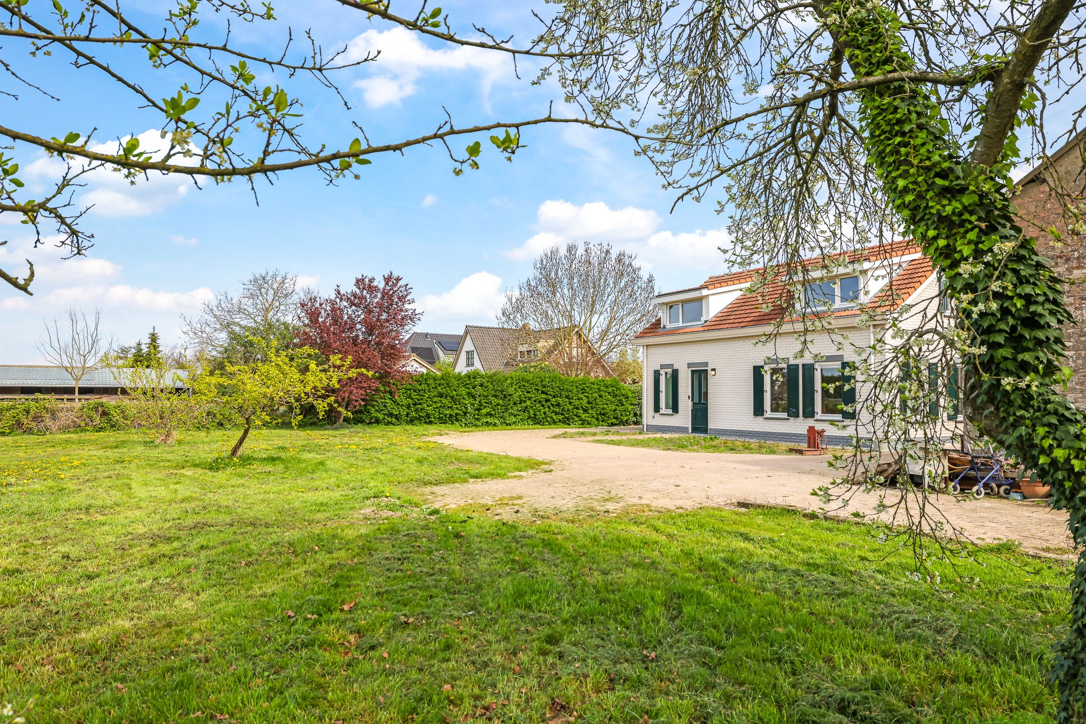 Photo 48 of Verlengde Emmastraat 35