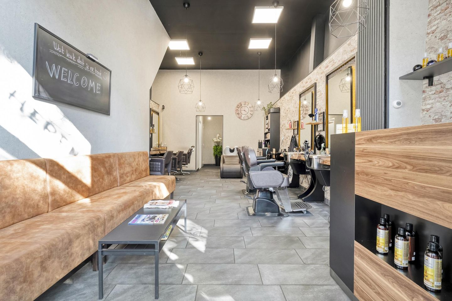 View photo 4 of Diezerstraat 119