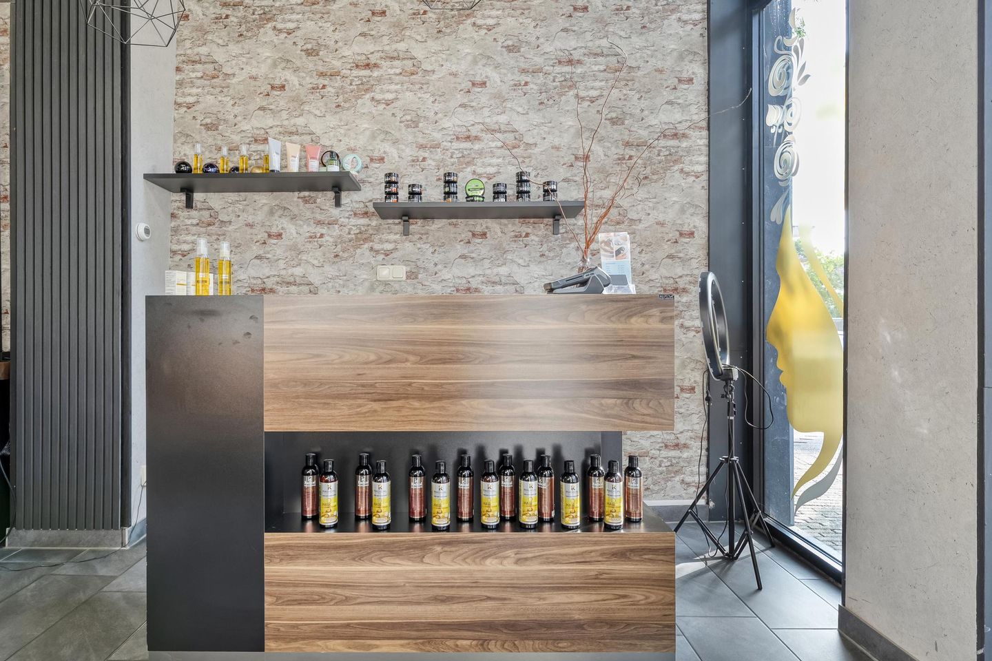 View photo 5 of Diezerstraat 119