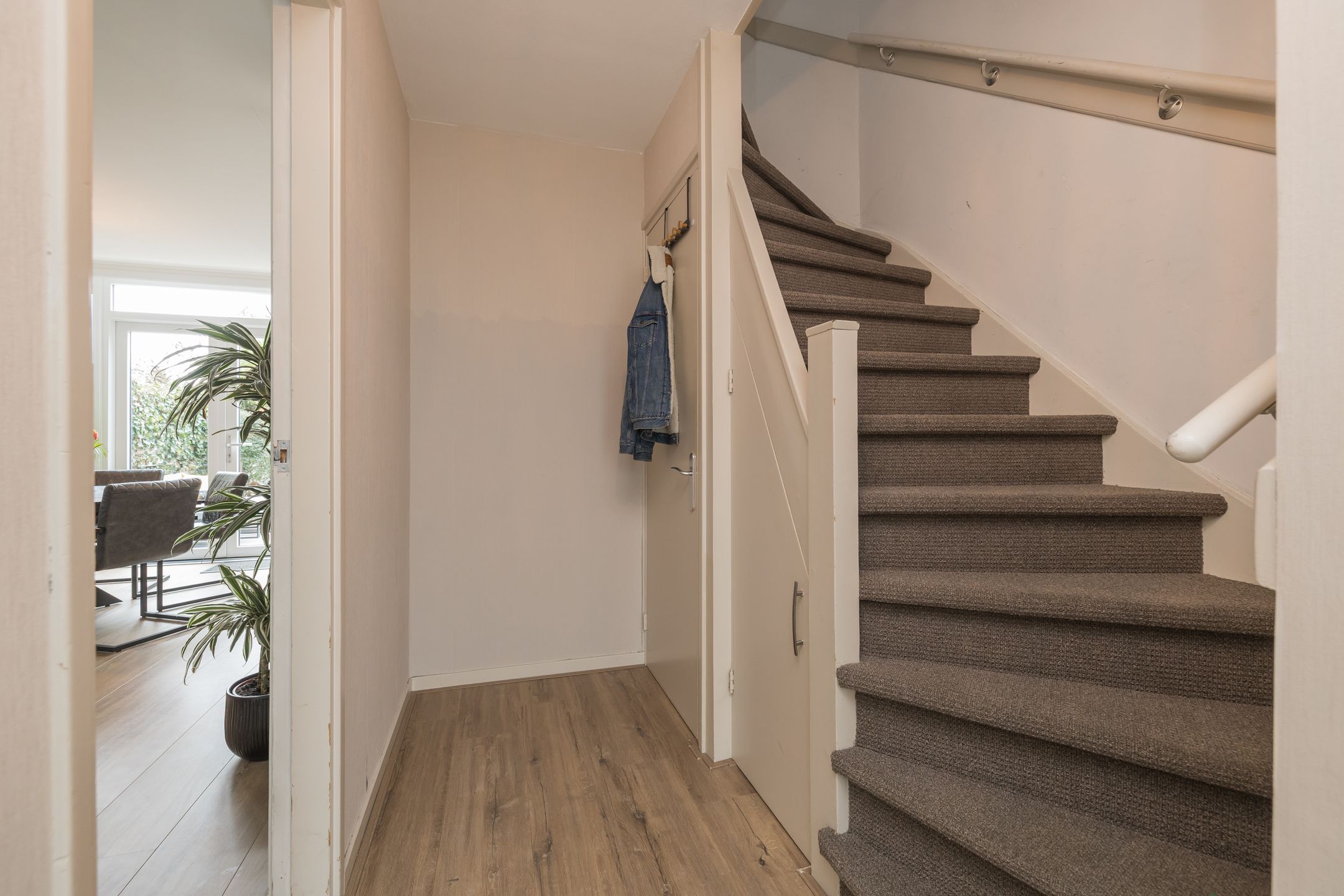 Photo 9 of van den Woudestraat 26