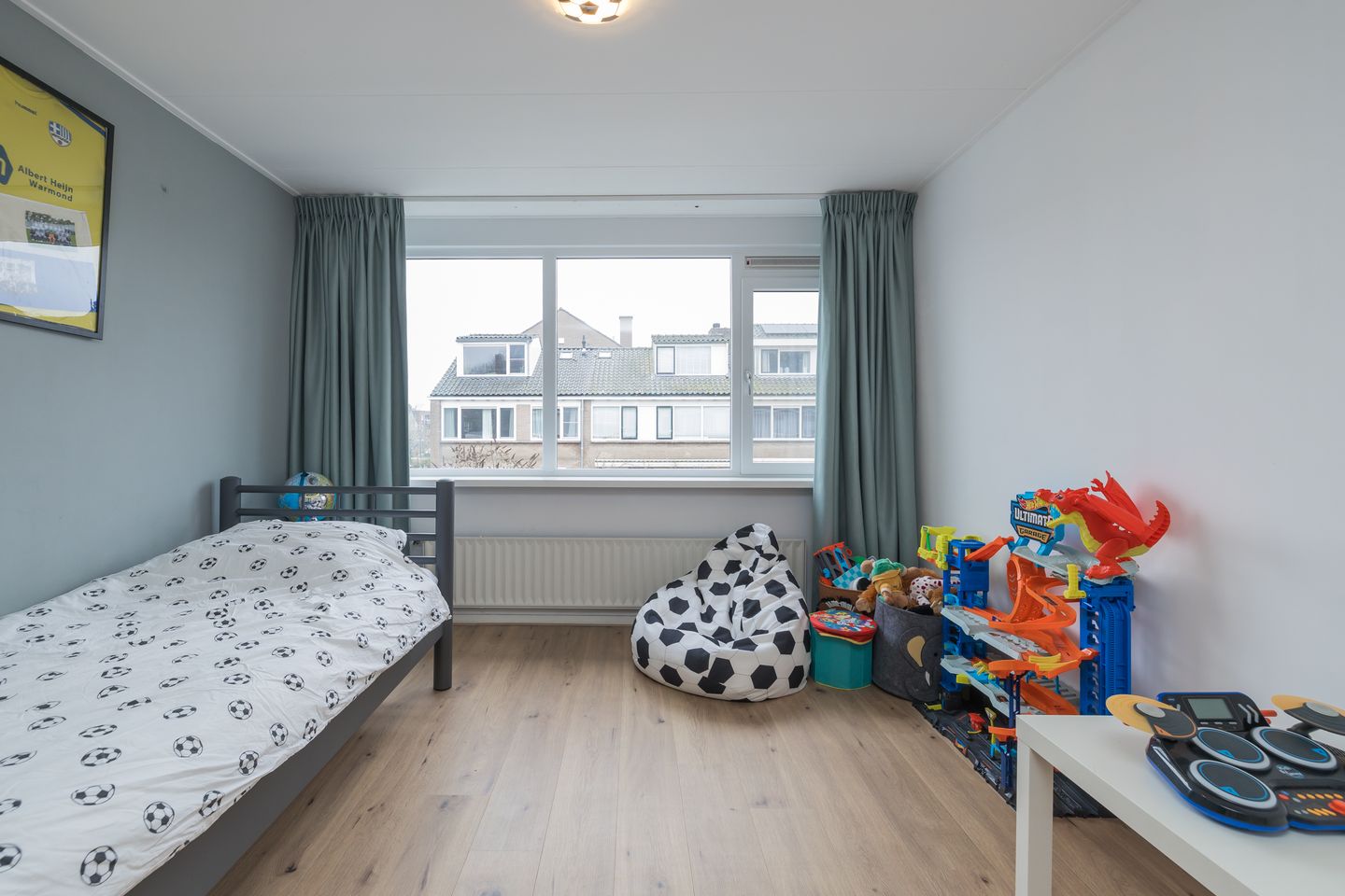 Photo 35 of van den Woudestraat 26