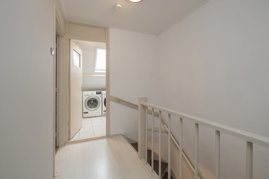 Photo 38 of van den Woudestraat 26