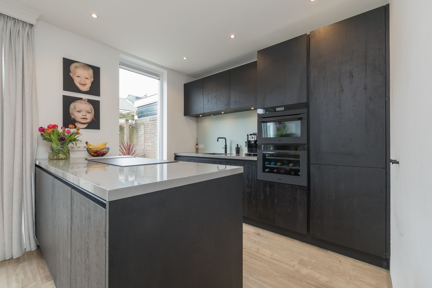 Photo 4 of van den Woudestraat 26