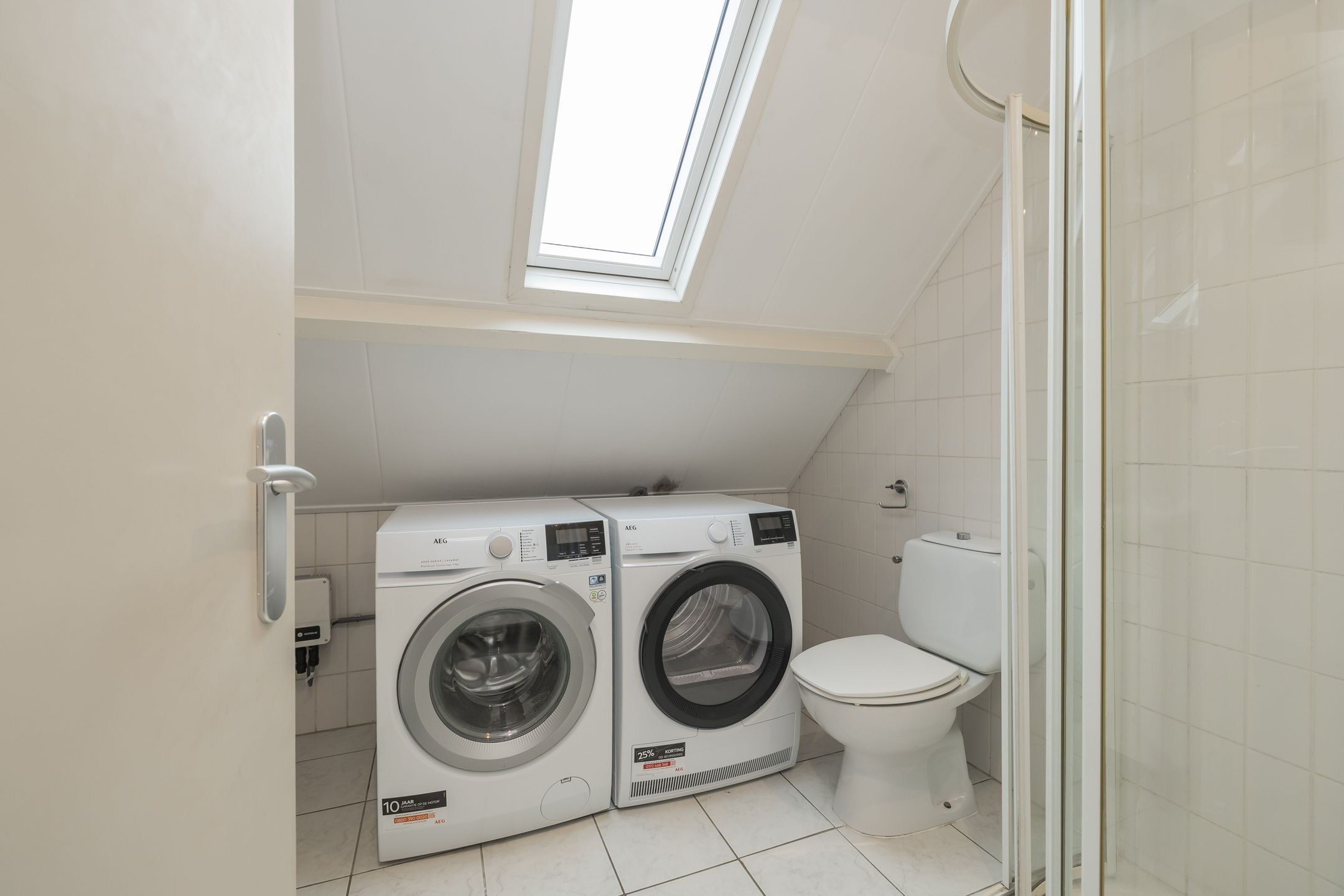 Photo 39 of van den Woudestraat 26