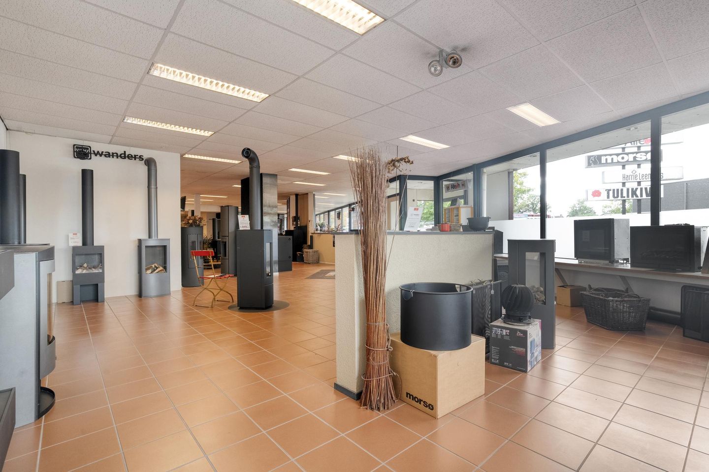 View photo 3 of L.J. Costerstraat 2