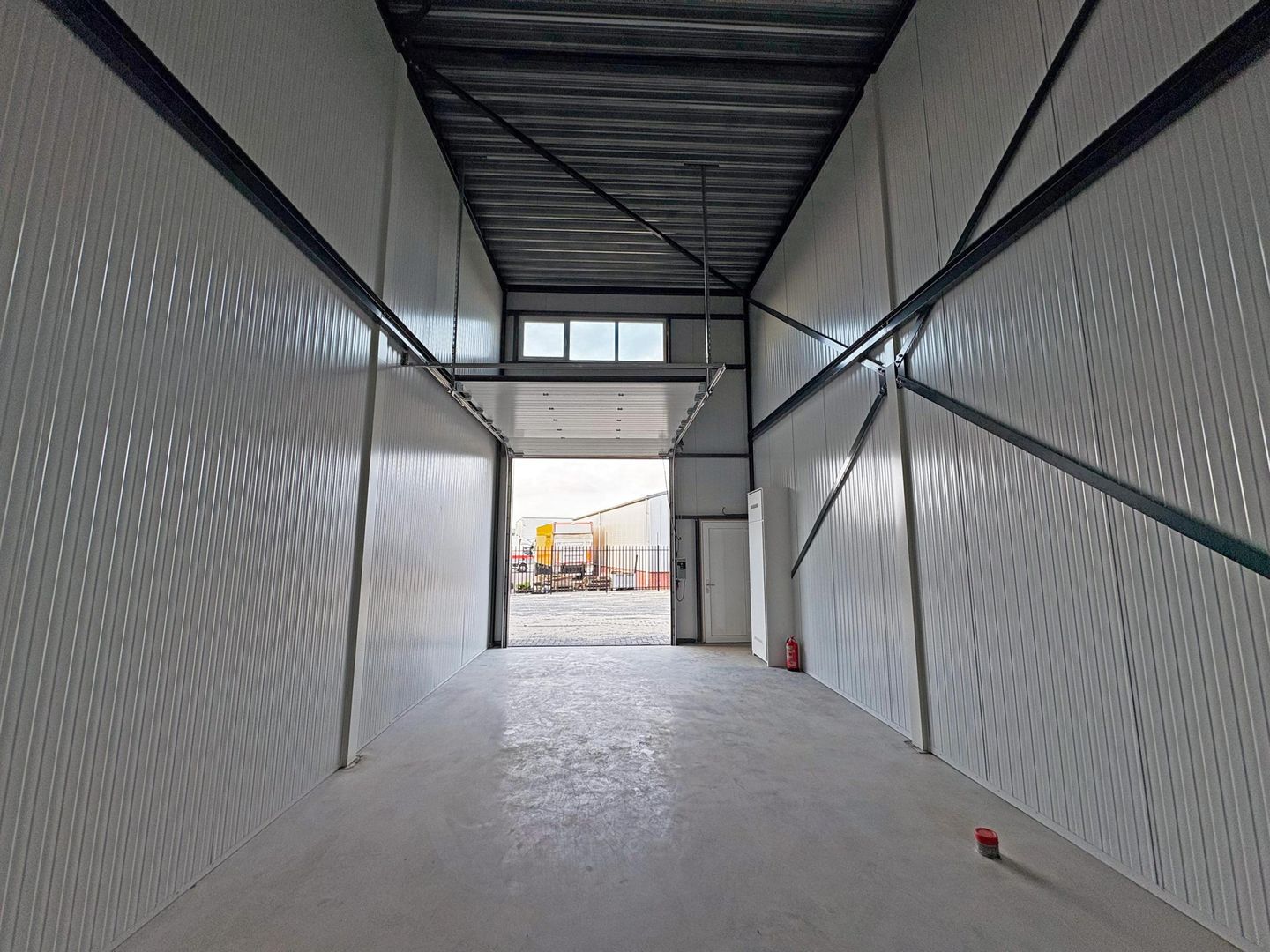 View photo 5 of Graham Bellstraat 27-U