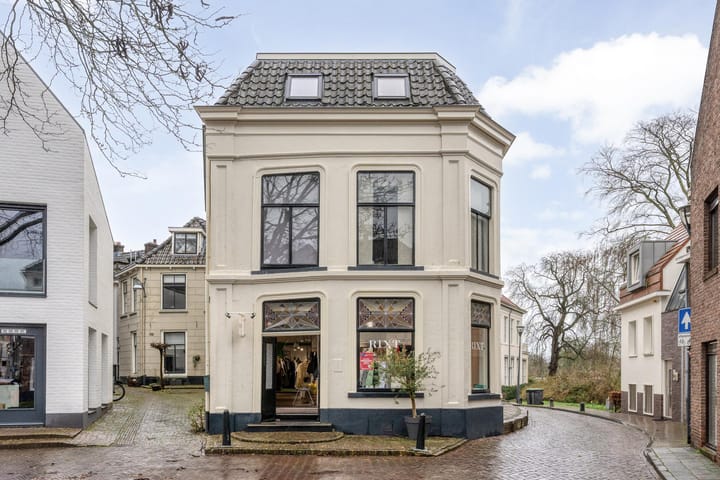 Diezerpoortenplas 10, Zwolle