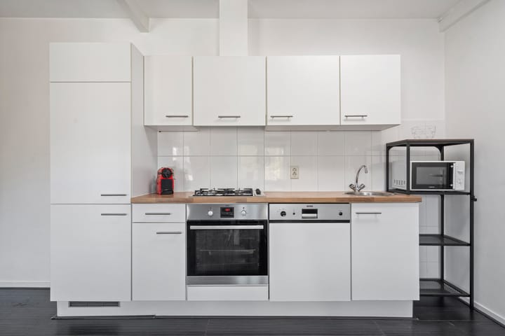 Photo 2 of Tesselschadestraat 38-B