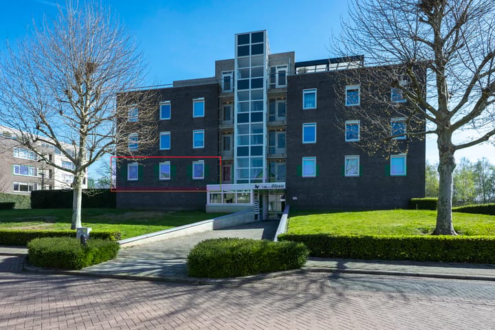 Photo 4 of Thalesstraat 57