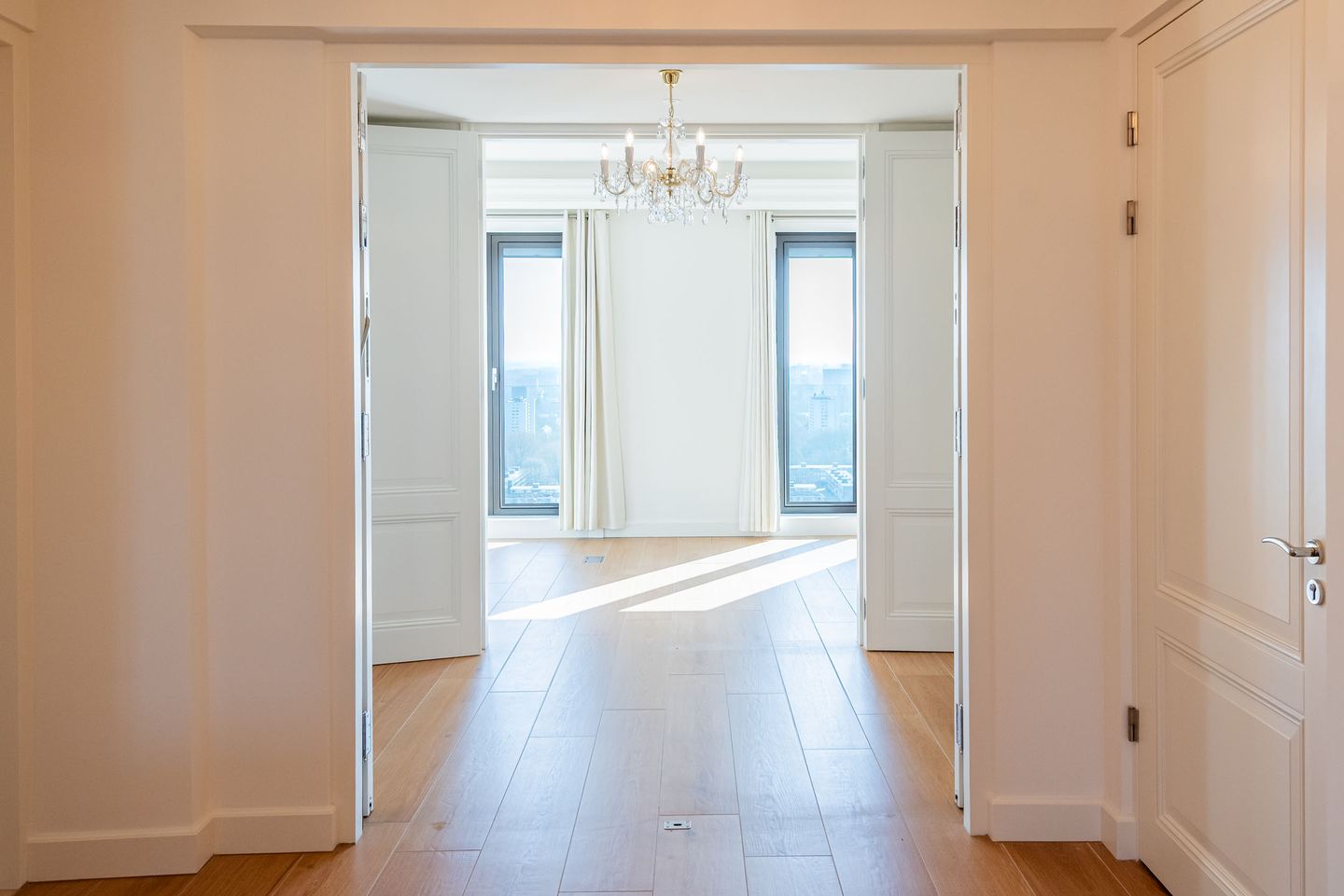 Foto 44 van Gustav Mahlerplein 279