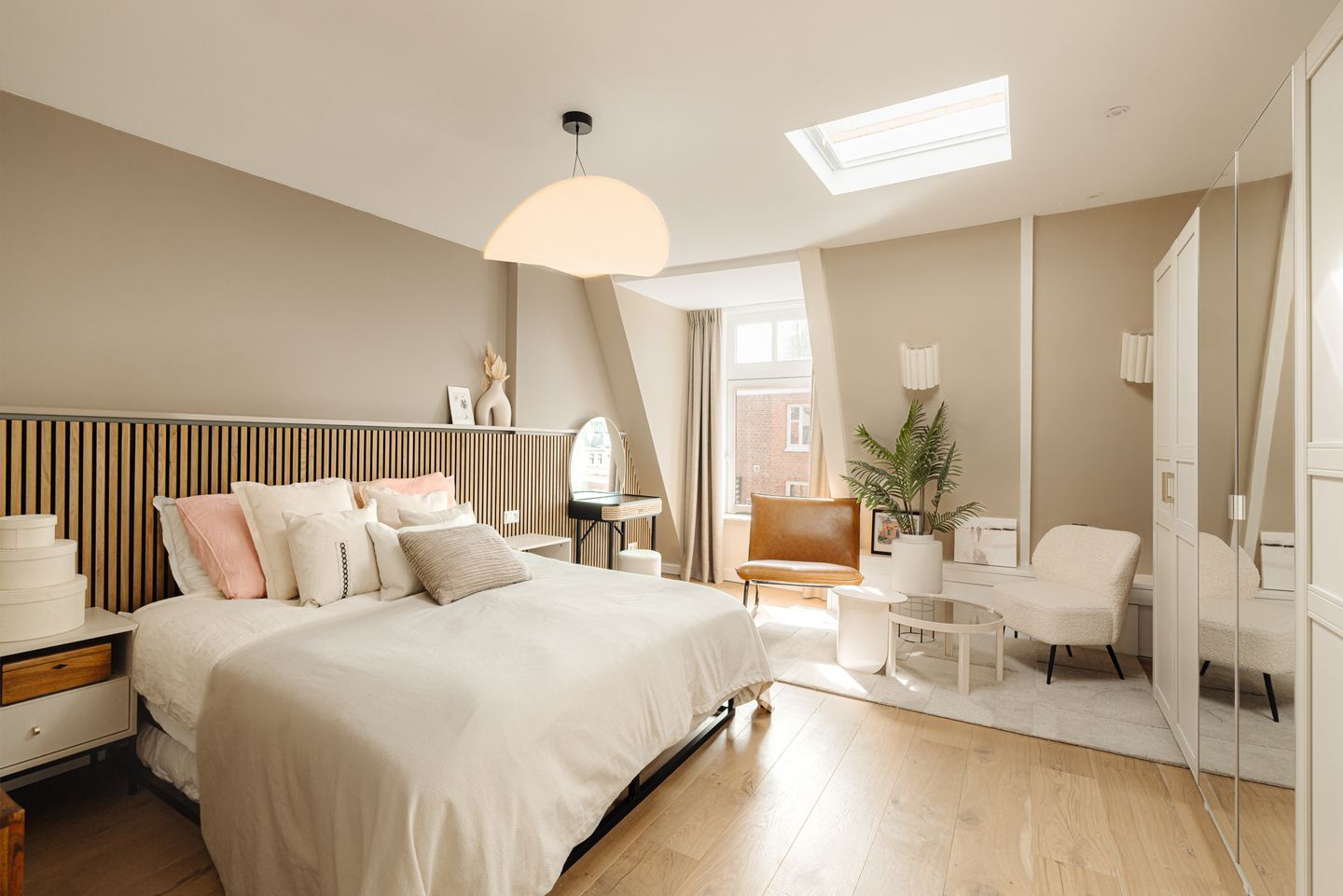 Photo 4 of Torricellistraat 27-H