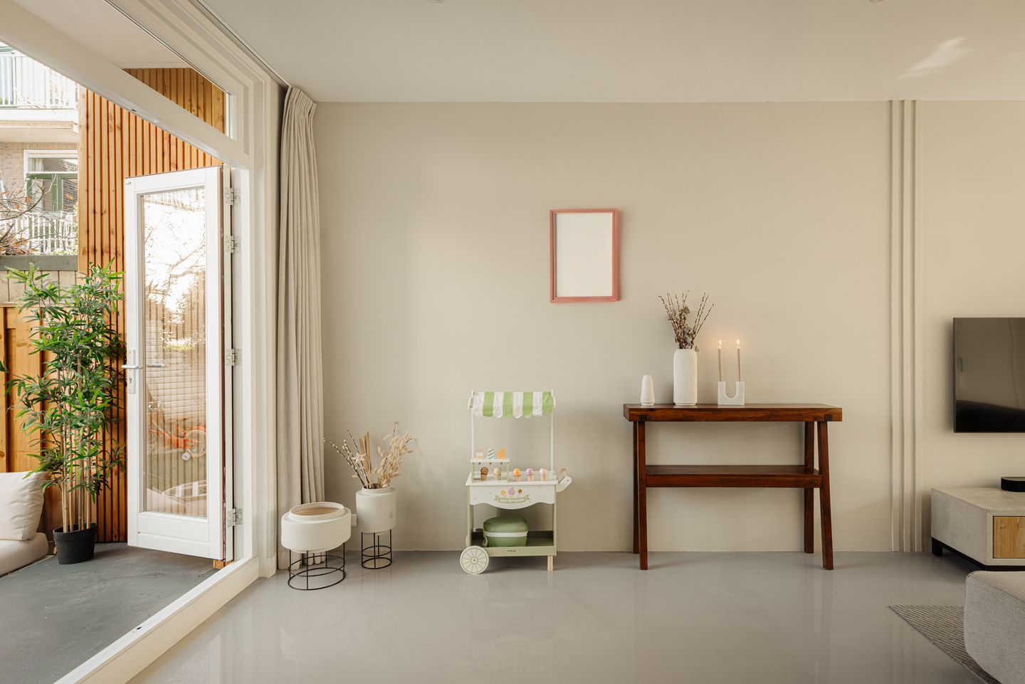 Photo 10 of Torricellistraat 27-H