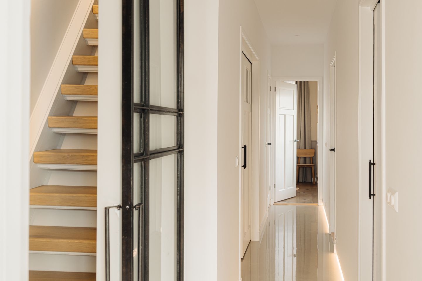 Photo 19 of Torricellistraat 27-H