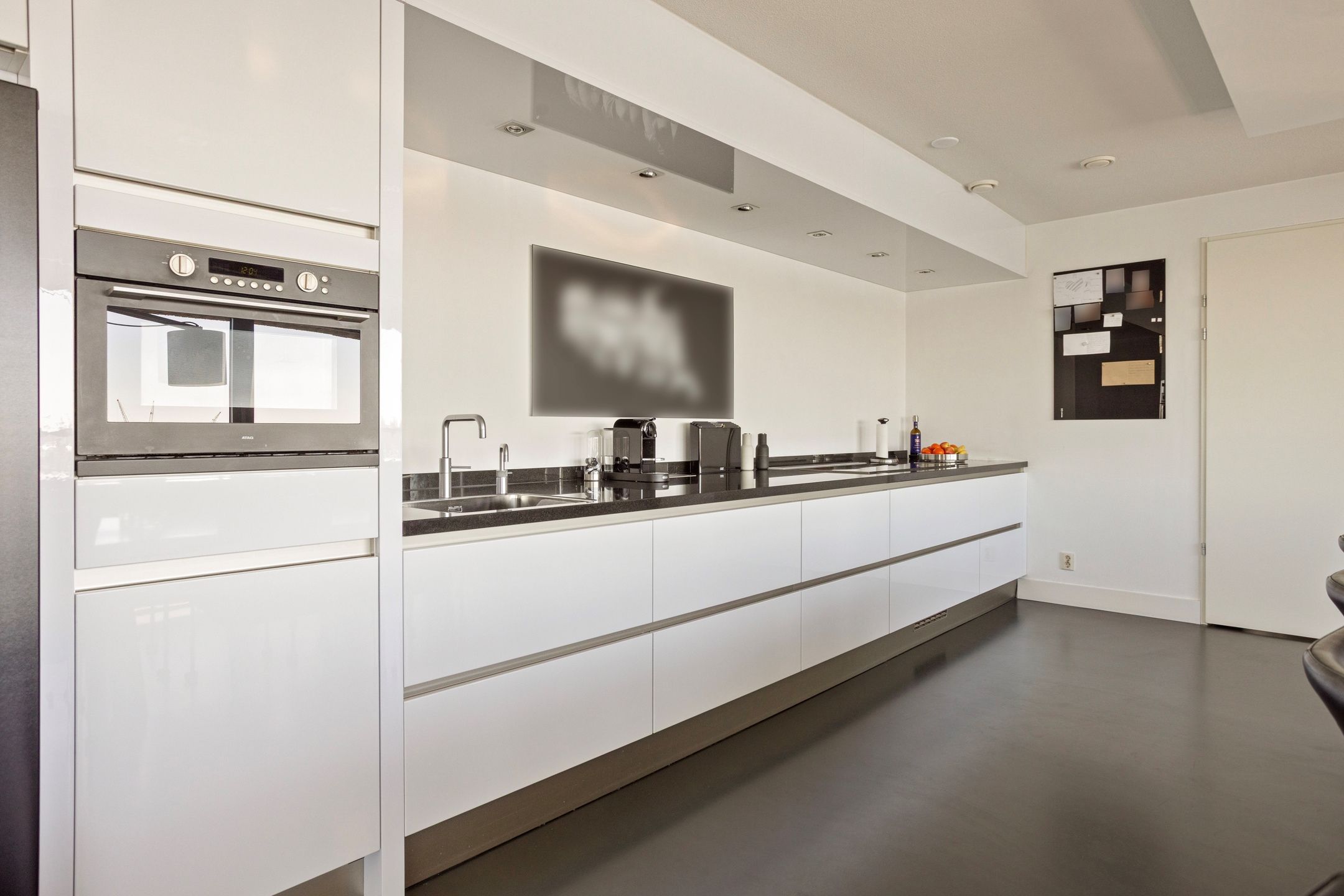 Foto 12 van Lloydkade 729