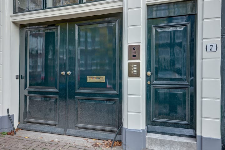Photo 3 of Raamgracht 7