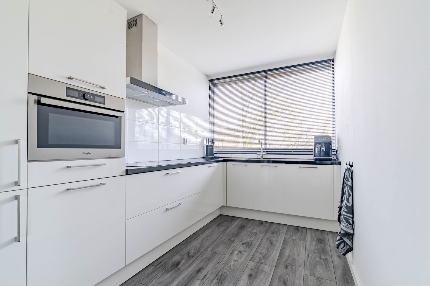 Foto 20 van Aart van der Leeuwlaan 38