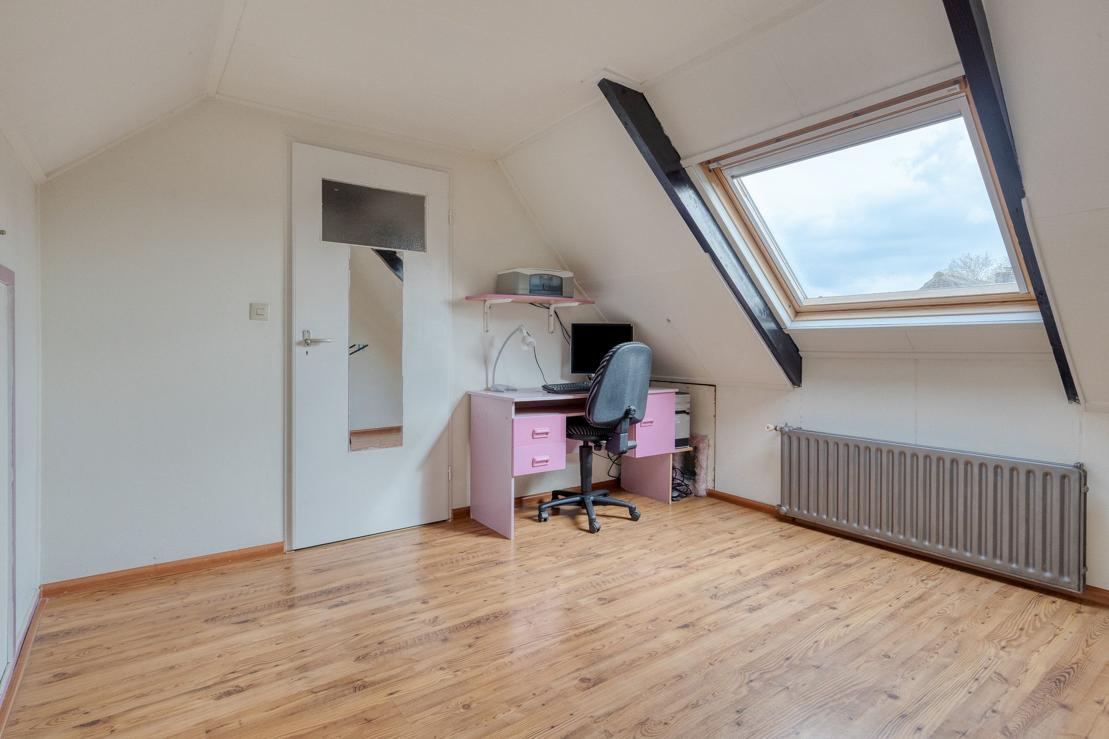 Spacious move-in ready terraced house with four bedrooms — 21
