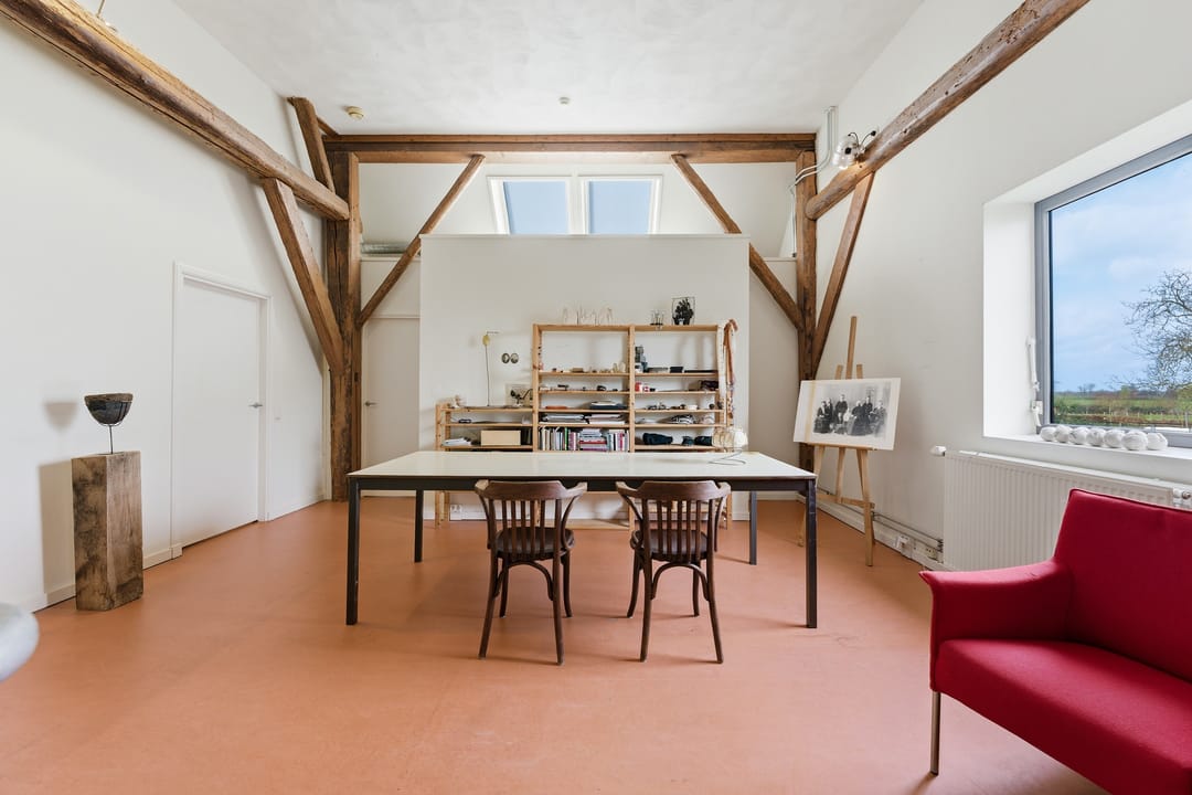 Photo 38 of Nieuwendijk 10