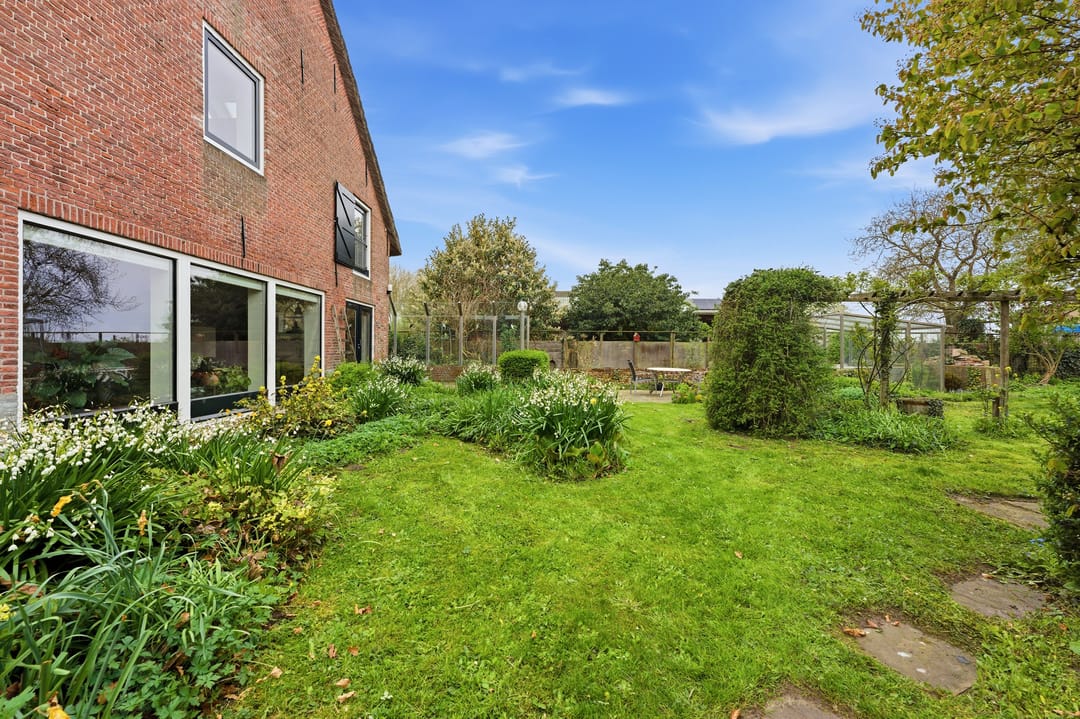 Photo 92 of Nieuwendijk 10