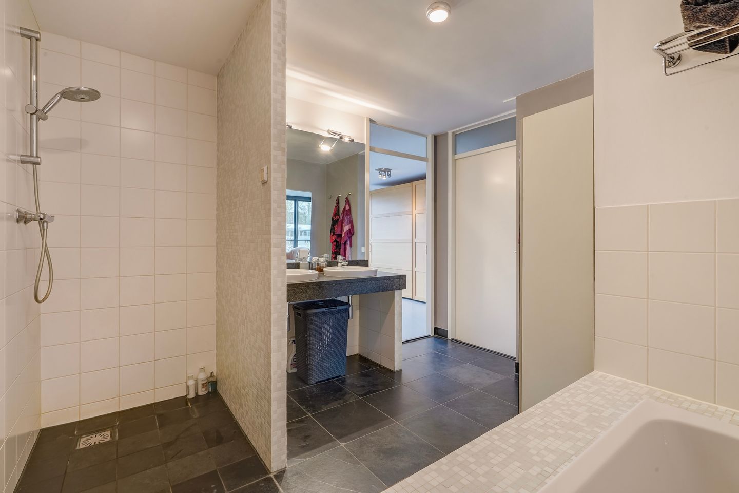 Foto 40 van Dovenetelweg 8