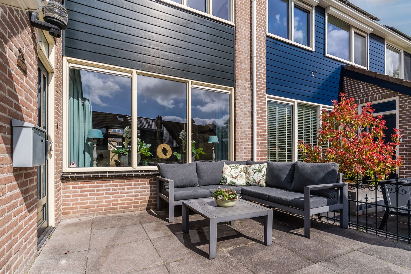 Foto 5 van Duiker 104