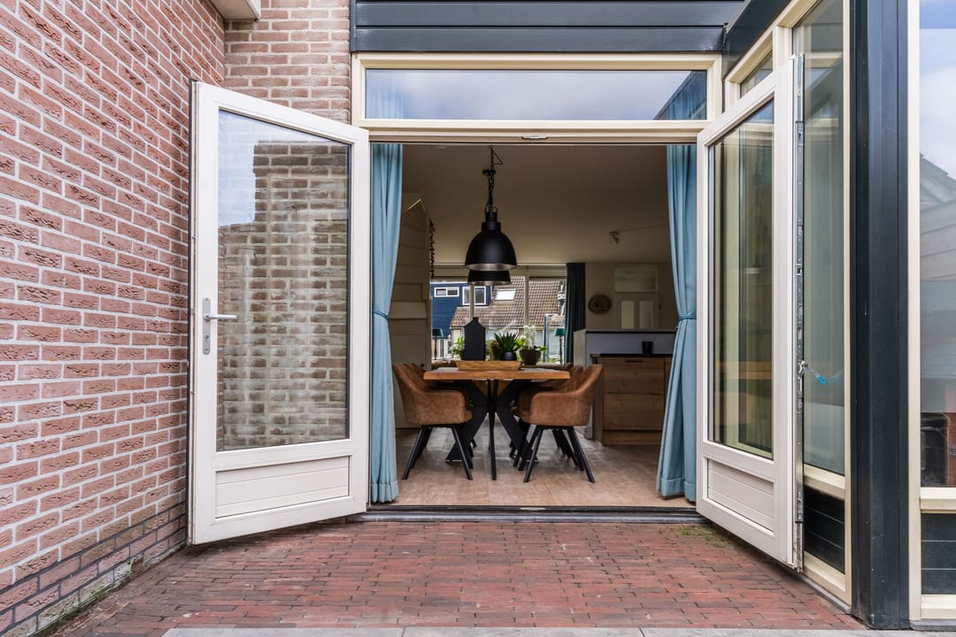 Foto 26 van Duiker 104