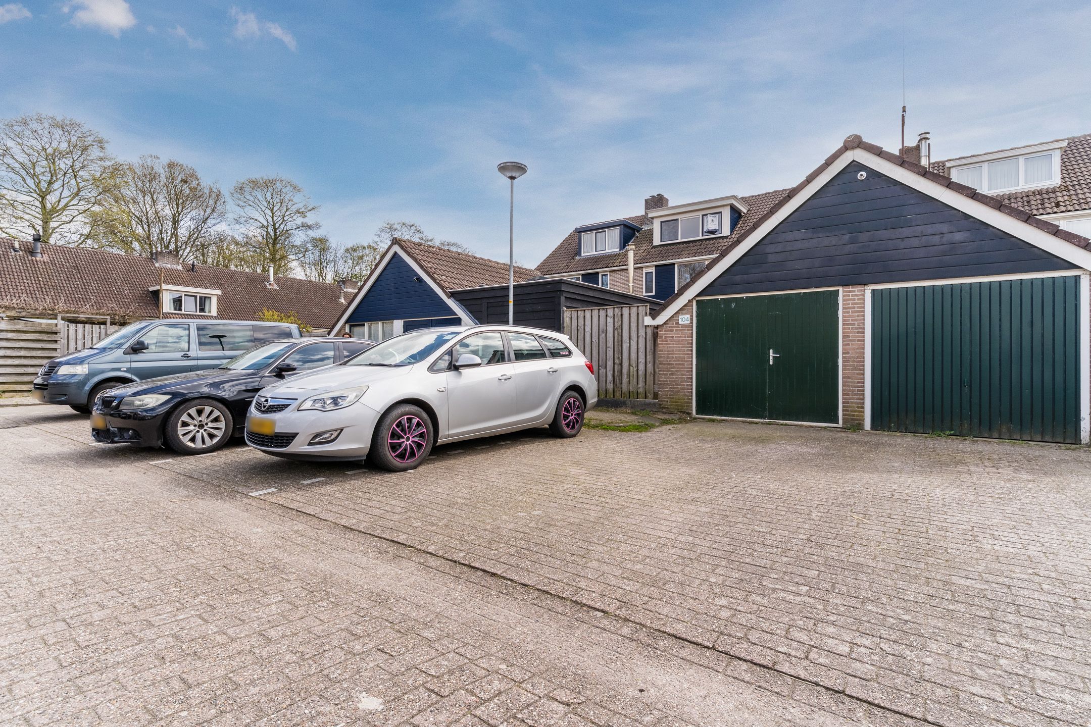 Foto 33 van Duiker 104