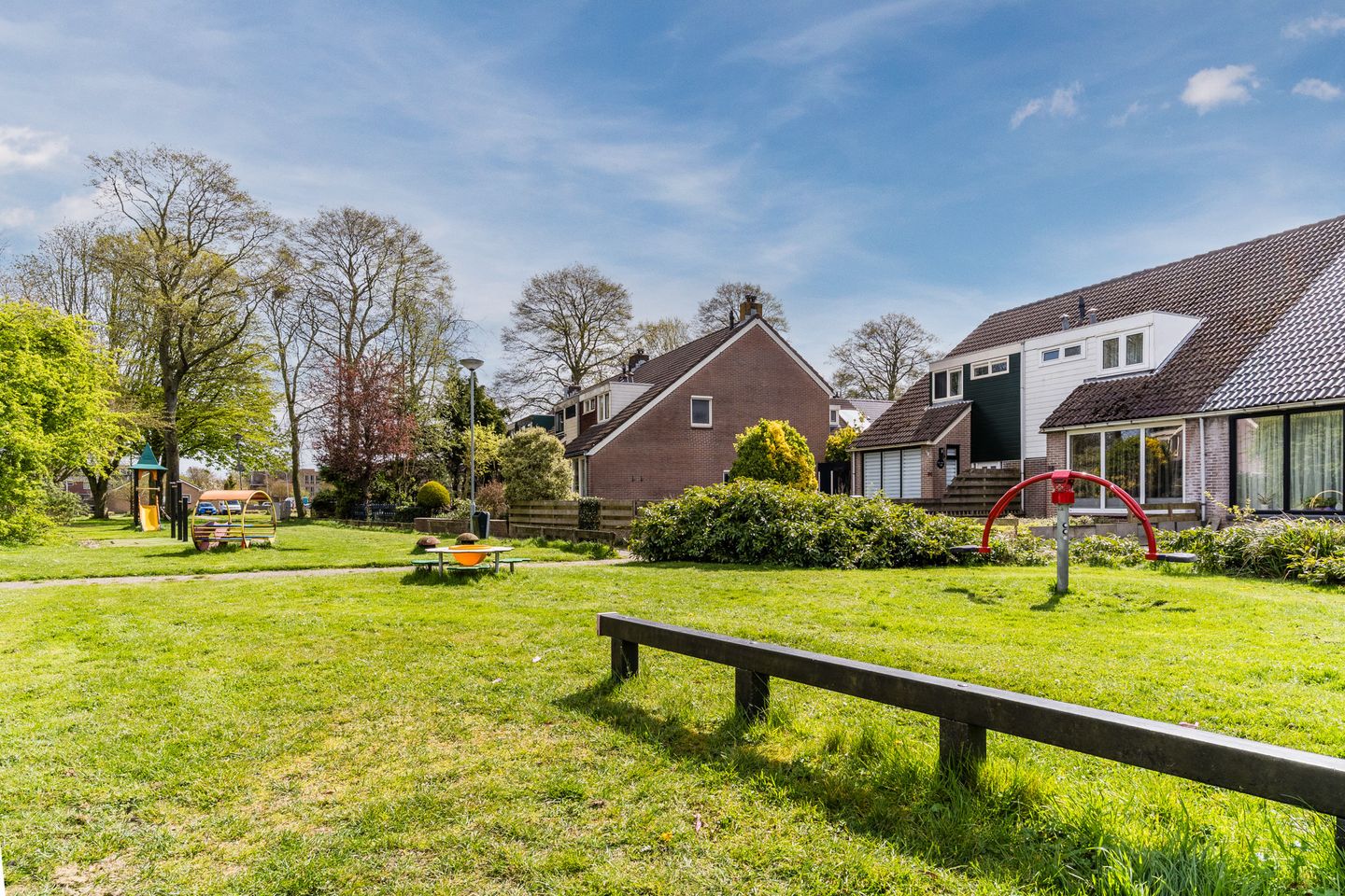 Foto 35 van Duiker 104