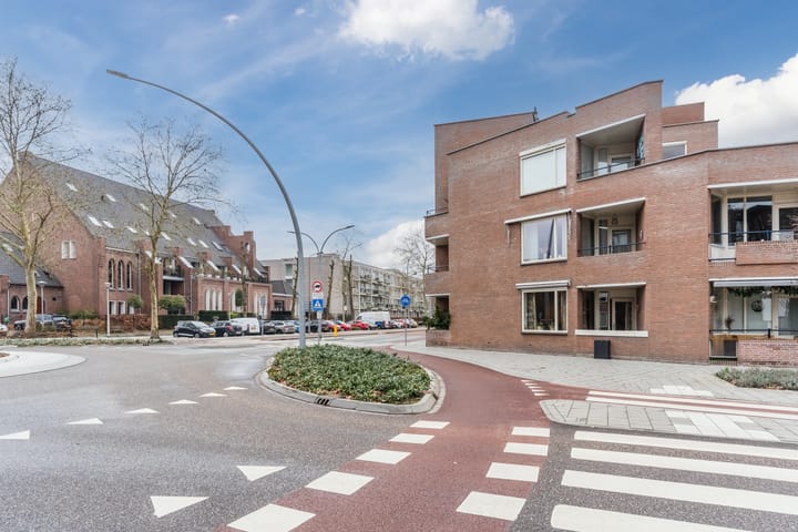 Photo 3 of Carolusdreef 2