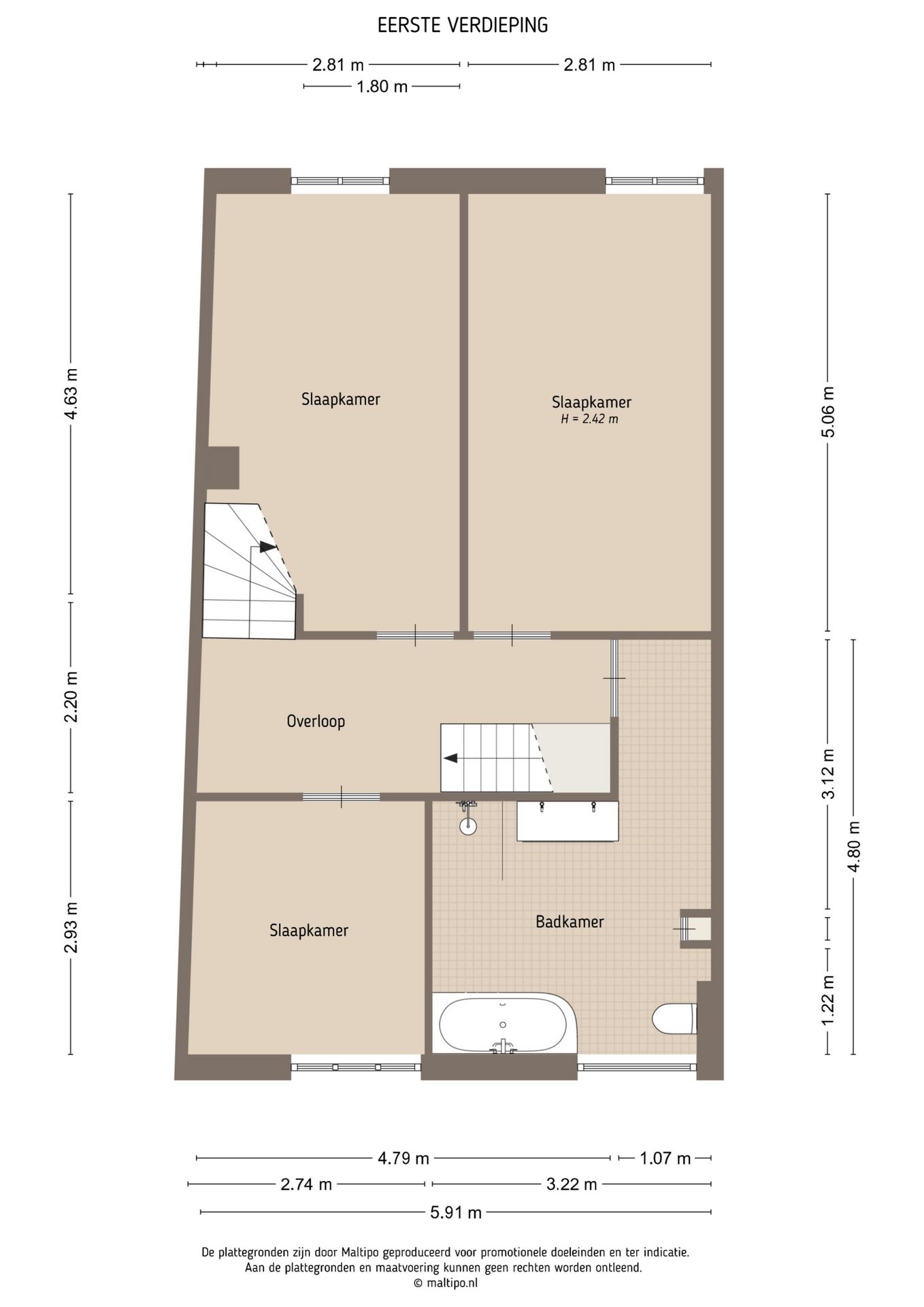 Surprisingly spacious terraced house with six bedrooms in Wamel village centre — 55