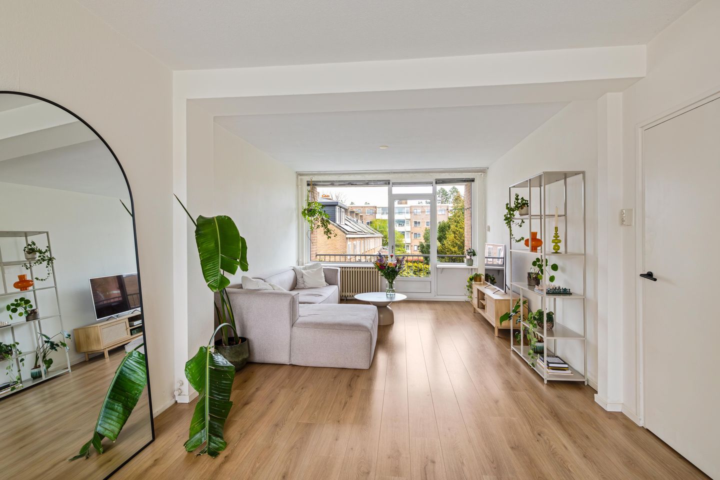 Photo 10 of Van Ketwich Verschuurlaan 61