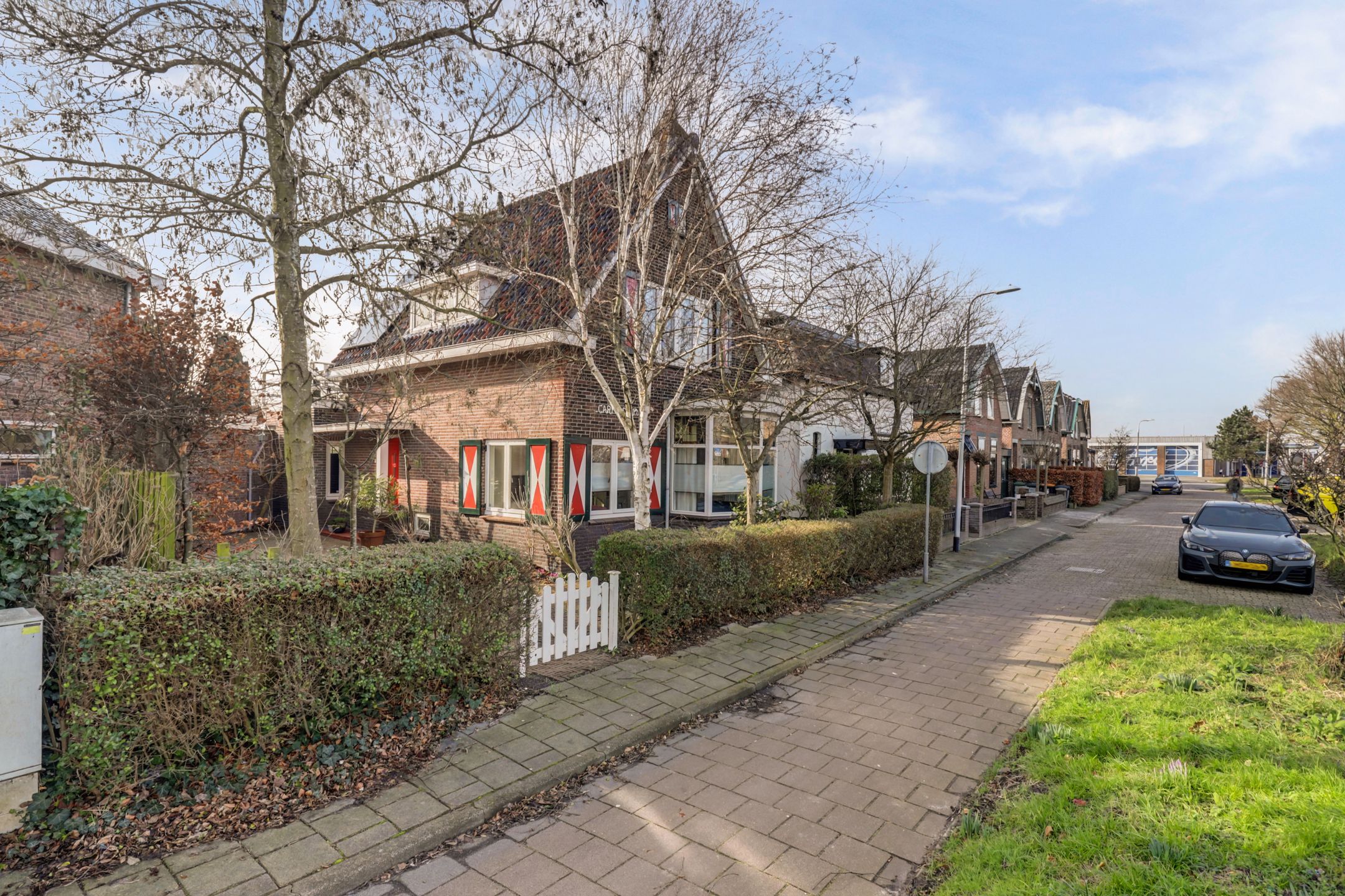 Foto 36 van Stationsweg 2