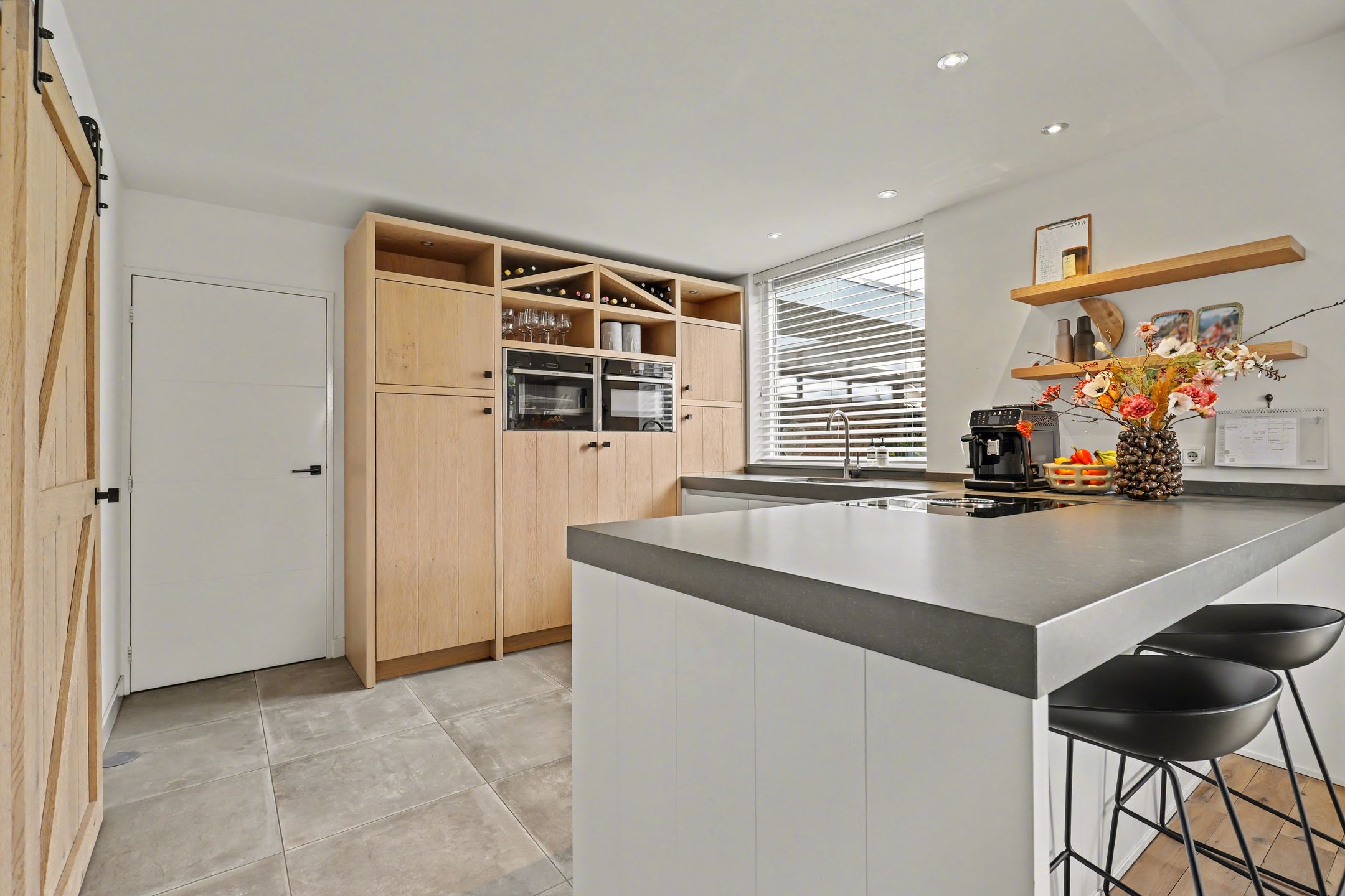 Photo 12 of Goudsmidstraat 7