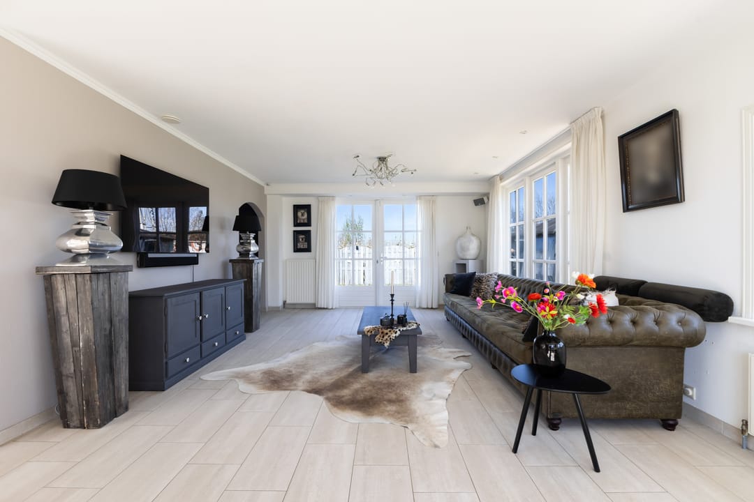 Spacious Detached Villa with Large Garden and Double Garage in Klaaswaal — 13