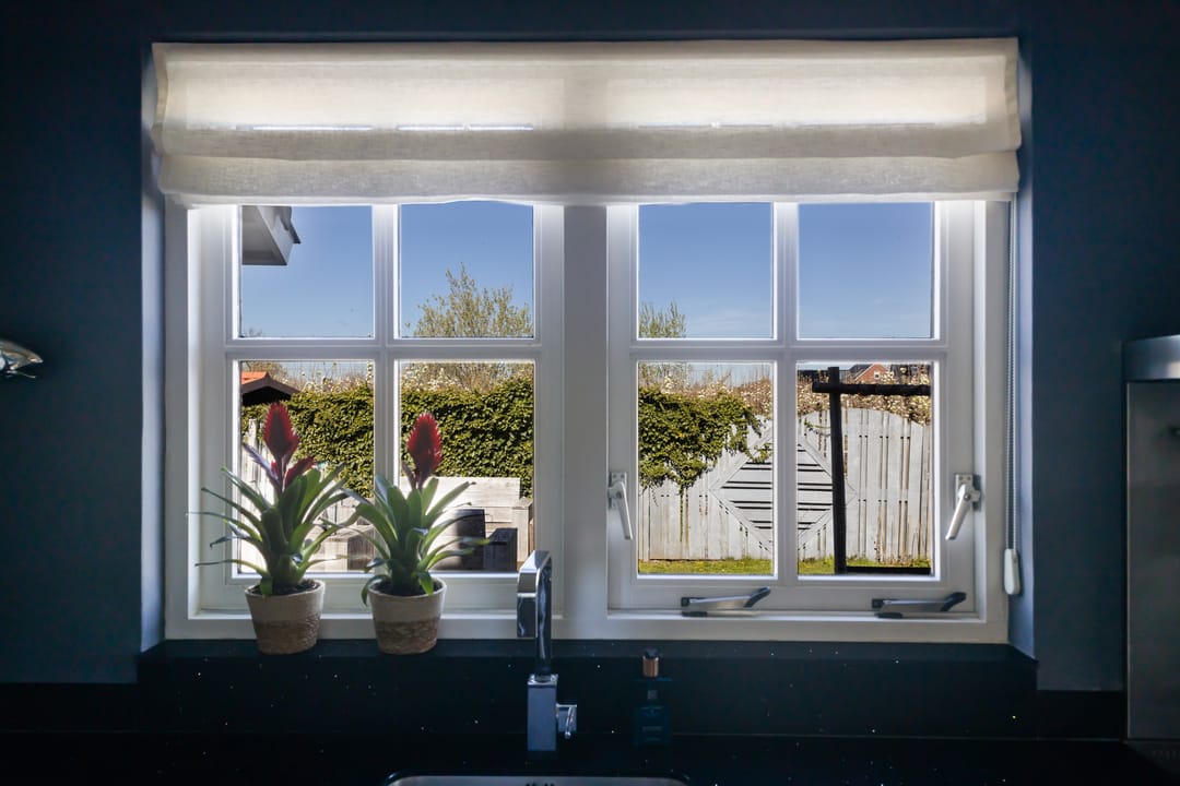 Spacious Detached Villa with Large Garden and Double Garage in Klaaswaal — 22