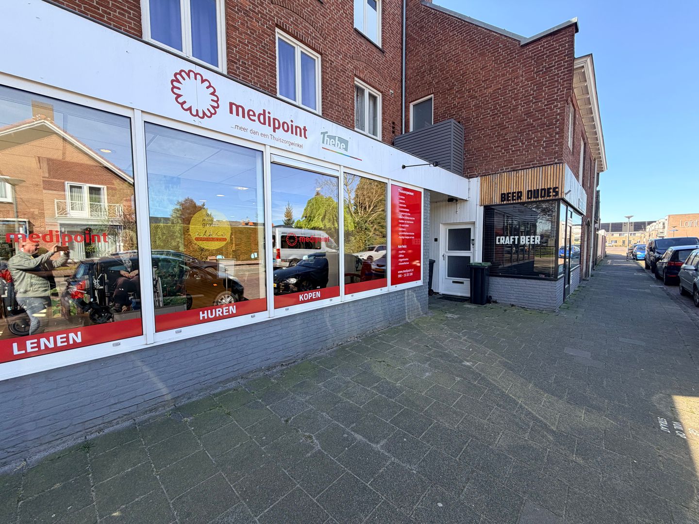 View photo 2 of Tolstraat 3