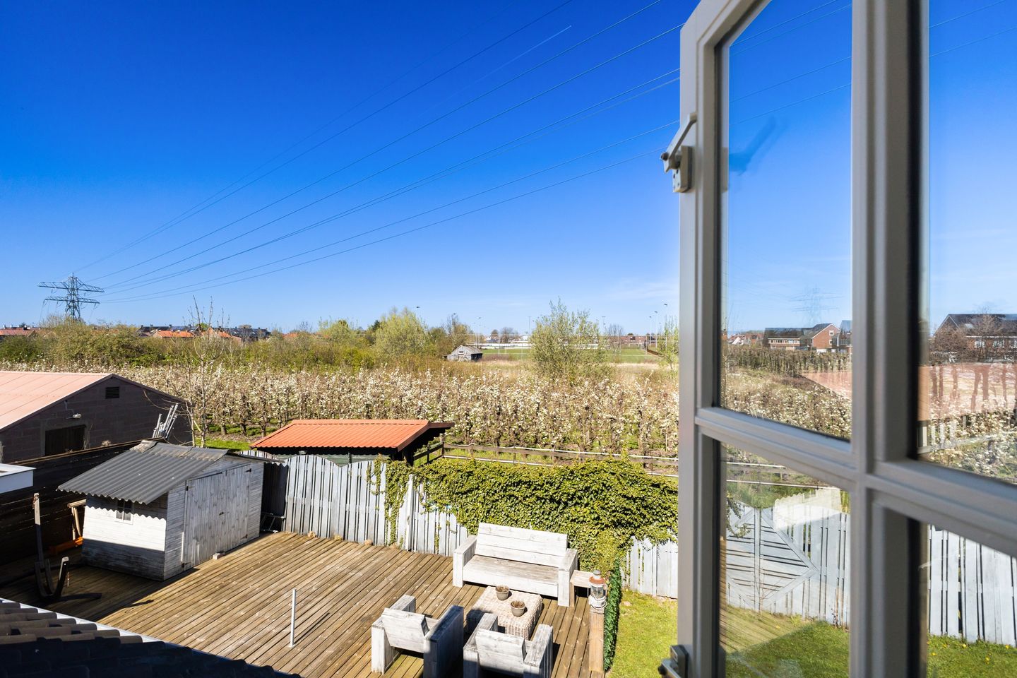 Spacious Detached Villa with Large Garden and Double Garage in Klaaswaal — 49