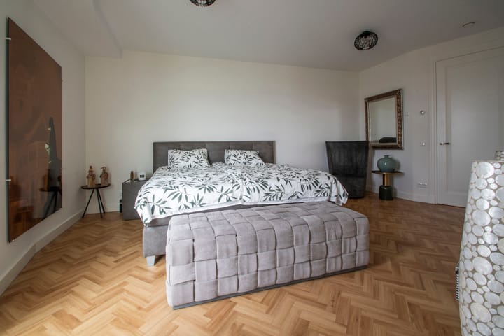 Appartement te koop: Maashaven 754, Roermond