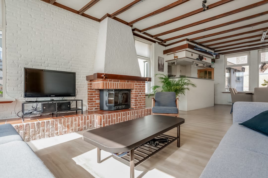 Foto 13 van Neerwoldstraat 2